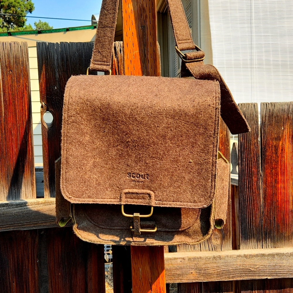 Scout by Petunia Pickle Bottom Wool felt diaper bag